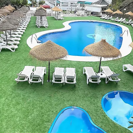 Pleasant In Near Playa 아파트 *